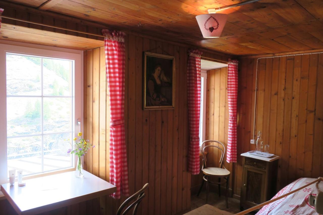 Edelweiss Mountain Guest House - 1 Hour Hike Up From Zermatt Station - On Hiking Trail - No Transport 外观 照片